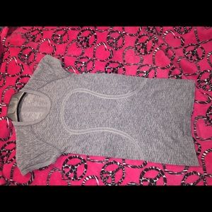 Lulu lemon dry fit shirt